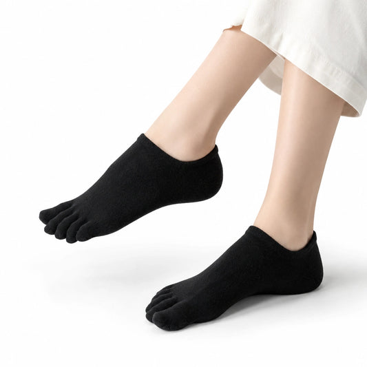 Calcetines 5 dedos para hombre y mujer color negro unicolor Sowilo, medias cortas invisibles de alta transpirabilidad para el uso diario en Santiago.