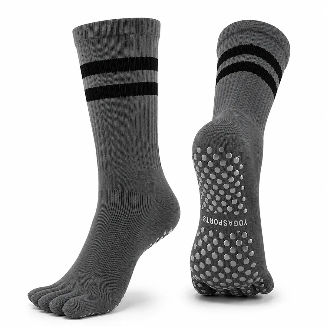 Calcetines con dedos separados para hombre y mujer en color gris oscuro Sowilo, accesorio deportivo elástico de horma anatómica en Chile.