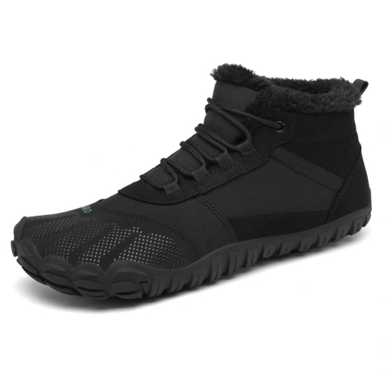 Bota Saguaro Will I negra vista lateral mostrando diseño barefoot de invierno.