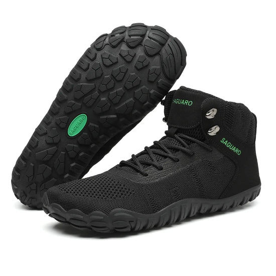 Suela antideslizante de alta tracción para montaña de botas Saguaro Vitality V, flexible y con drop cero.