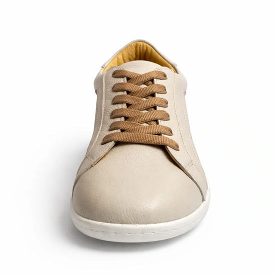 MOKA trama cuero mujer vista frontal — zapato barefoot artesanal puntera ancha Chile