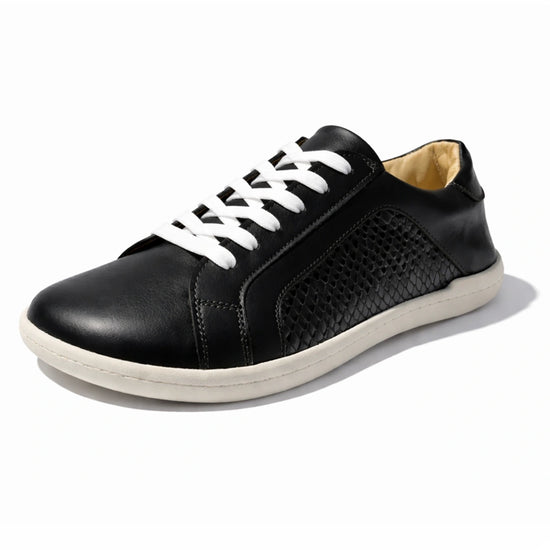 MOKA cuero negro trama vista principal — zapato barefoot artesanal texturizado mujer Chile