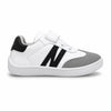 Zapatos escolares respetuosos para niño ZZFABER Kids Niza I blancos con negro, calzado deportivo infantil con velcro y suela plana elástica en Chile.
